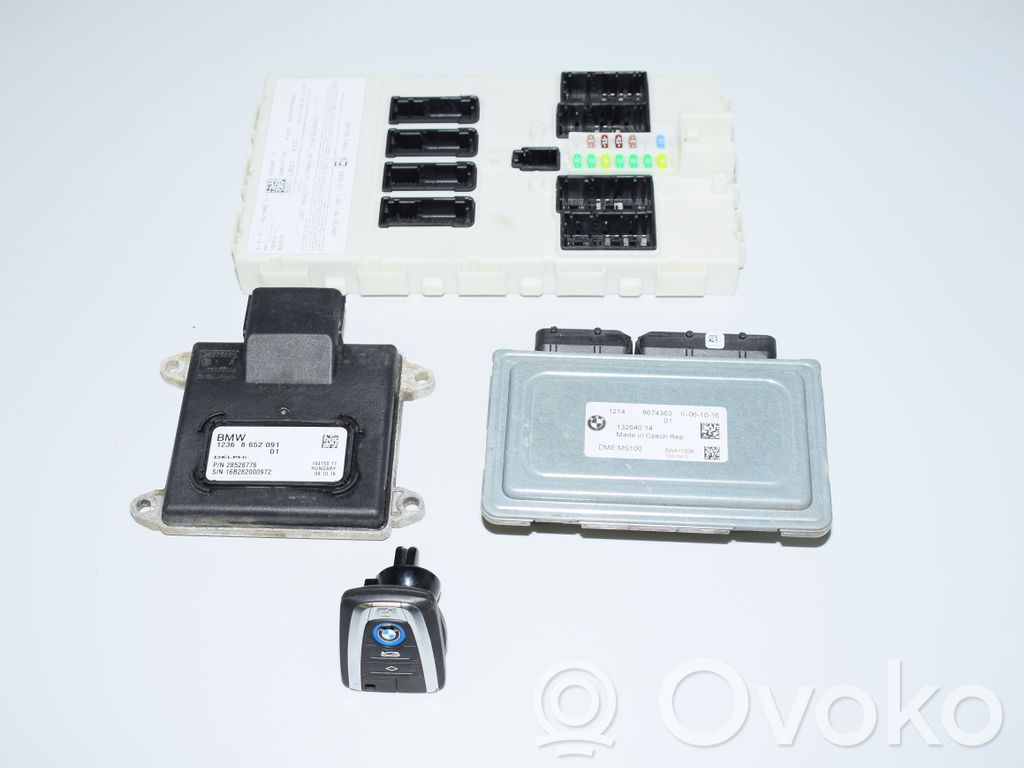 BMW i3 Juego de cerradura y set ECU del motor 