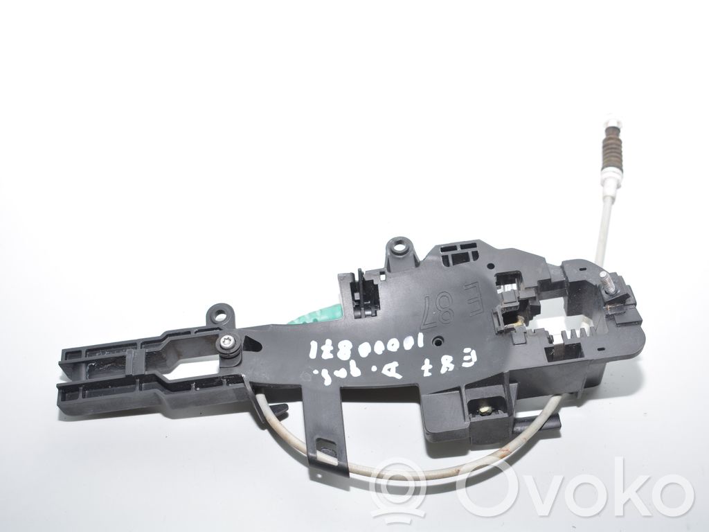 BMW 1 E81 E87 Takaoven ulkokahvan kehys 
