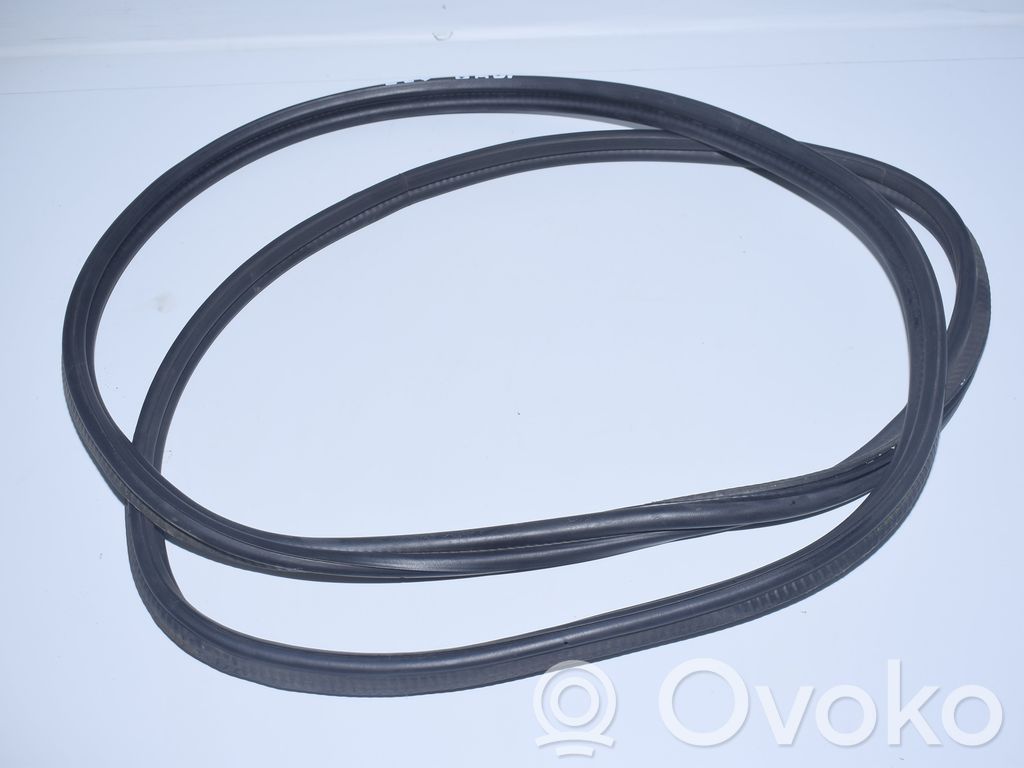 BMW 1 E81 E87 Loading door rubber seal (on body) 