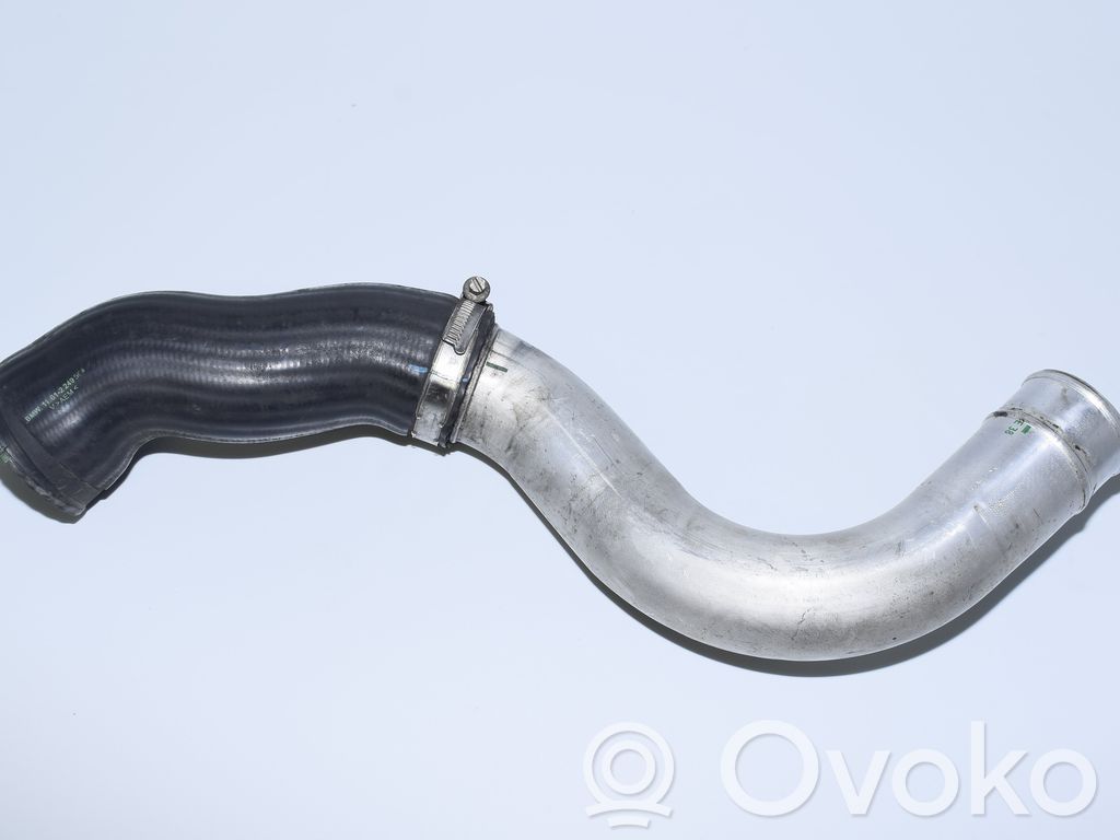 Intercooler hose/pipe   2249669