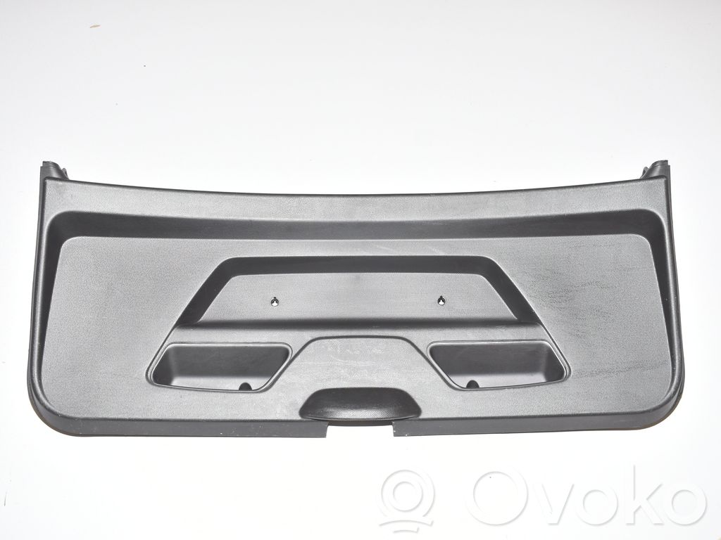 BMW i3 Tailgate trim 