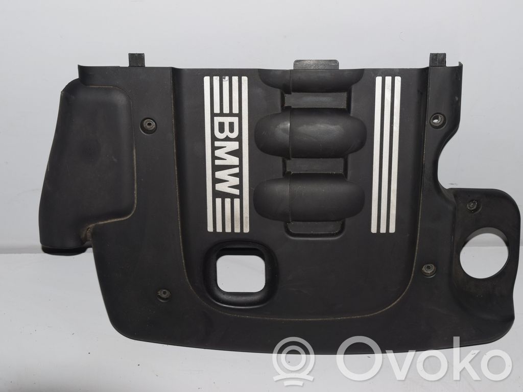 BMW 5 E60 E61 Variklio dangtis (apdaila) 