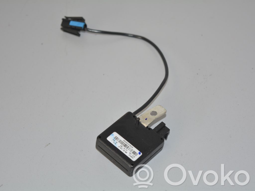Amplificador de antena aérea   8380945