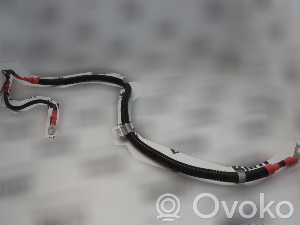 BMW 5 E60 E61 Positive cable (battery) 
