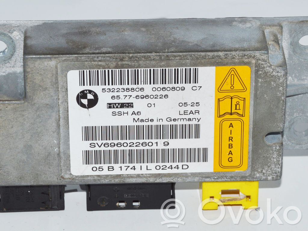 Turvatyynyn ohjainlaite/moduuli   6960226