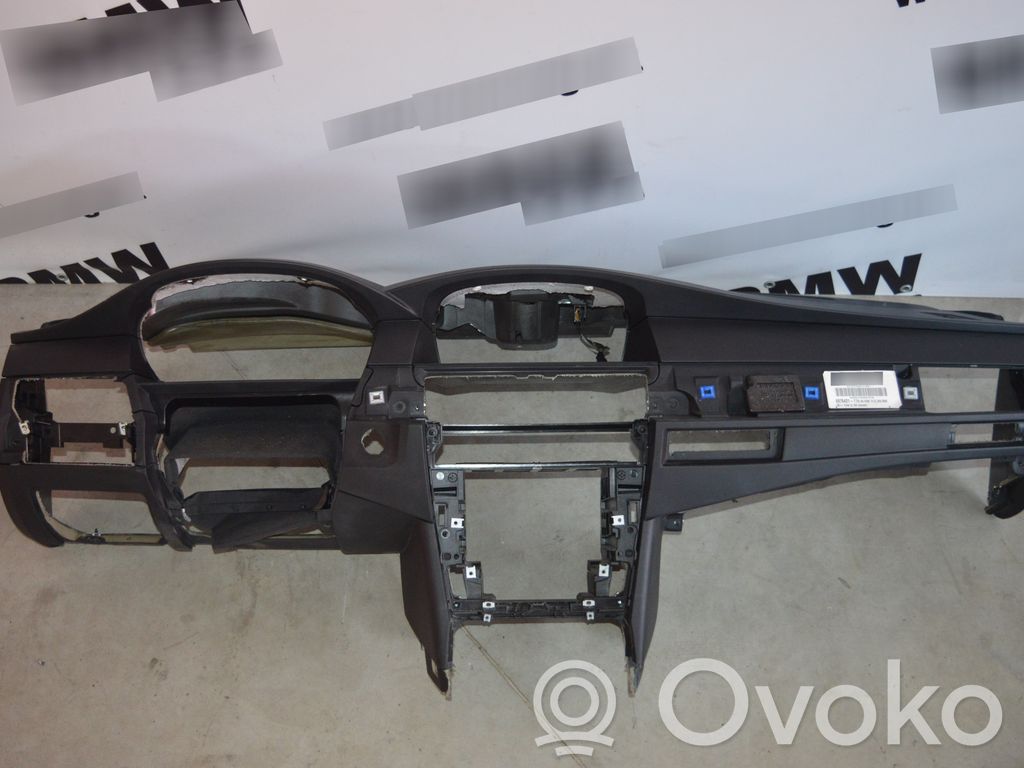 BMW 5 E60 E61 Panelė 