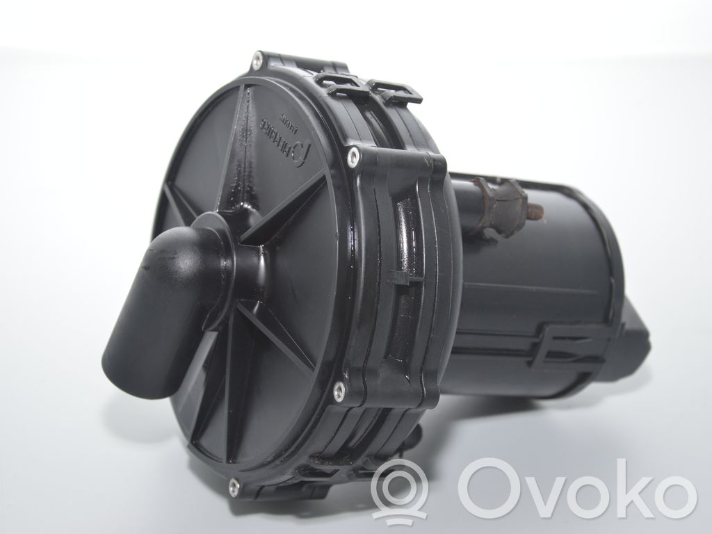 BMW X5 E53 Antrinis oro siurblys 
