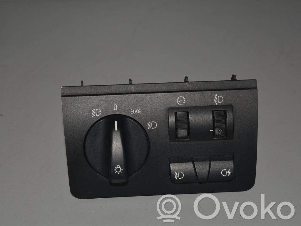 Light switch