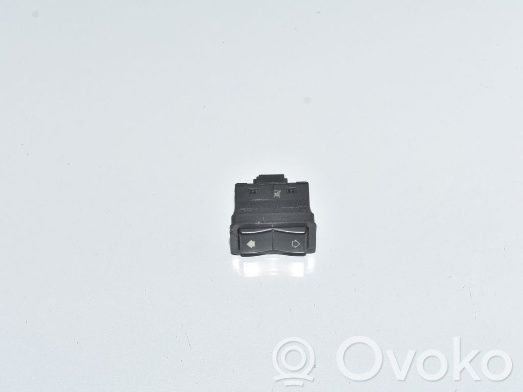 Electric window control switch   8368974,8368932,61318352148,61318368932,61318368974,8352148