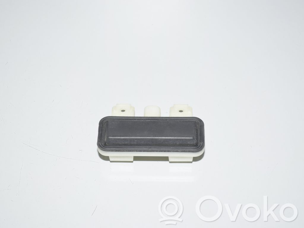 BMW i3 Tailgate/trunk/boot exterior handle 