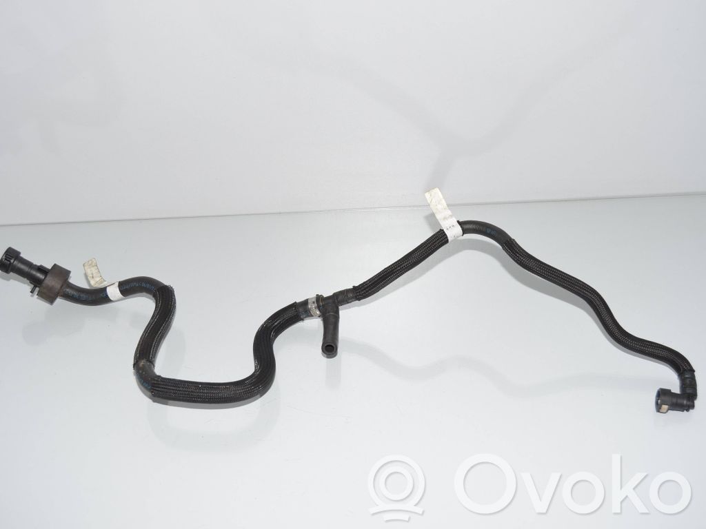 BMW 3 E90 E91 Fuel line pipe 