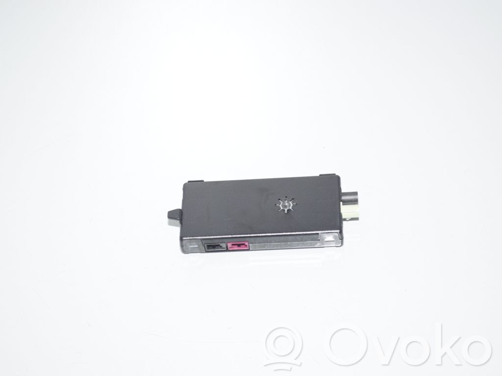 BMW iX3 G08 Antennenverstärker Signalverstärker 