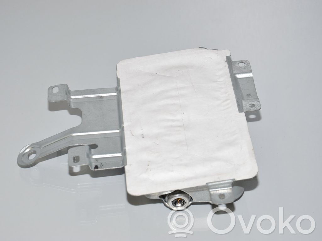 BMW X3 E83 Front door airbag 