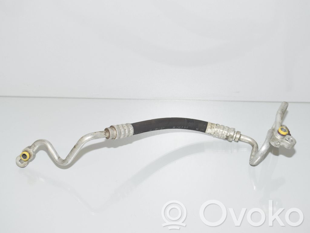 BMW X5 E53 Ilmastointilaitteen putki (A/C) 