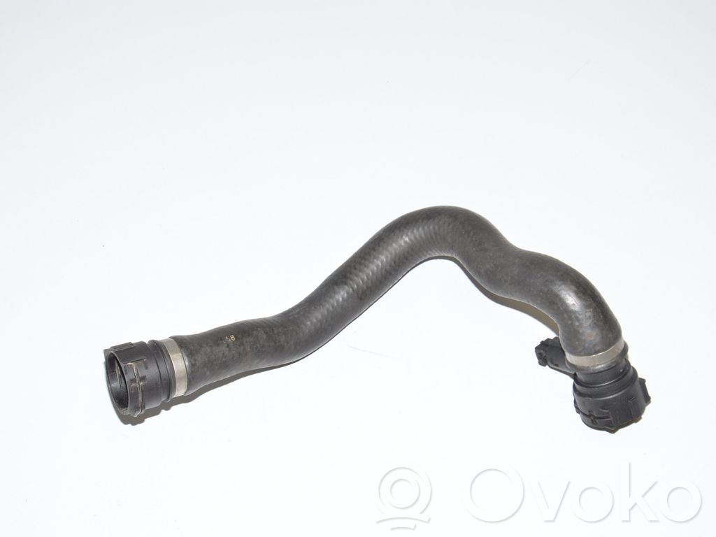 BMW 5 E39 Engine coolant pipe/hose 