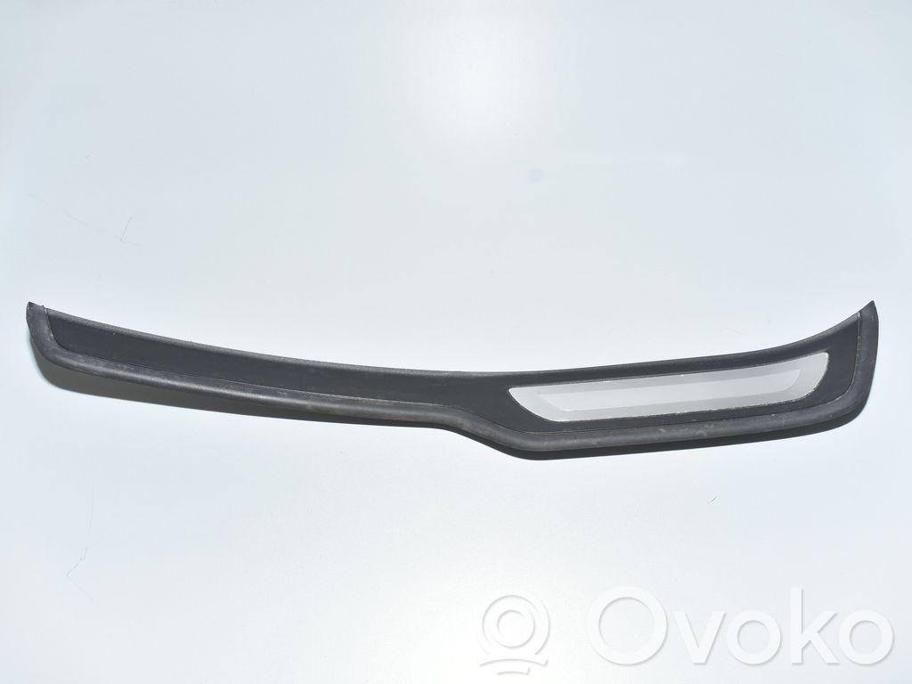 BMW 3 E90 E91 Moldura protectora del borde trasero 