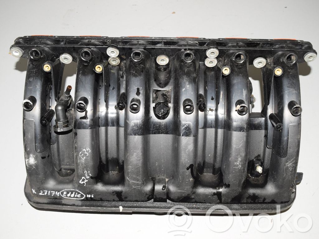 BMW 5 E39 Intake manifold 