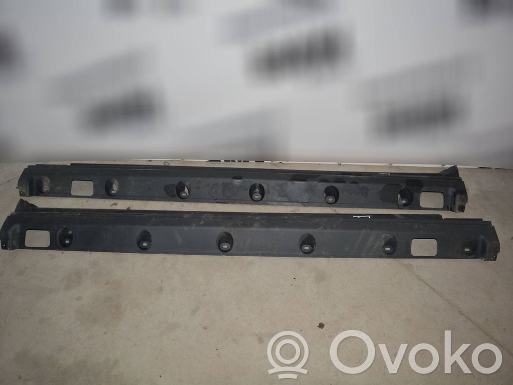 Sill   7000301