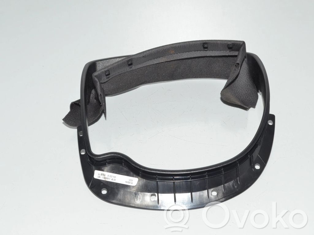 BMW 2 F22 F23 Moldura de la columna de dirección 