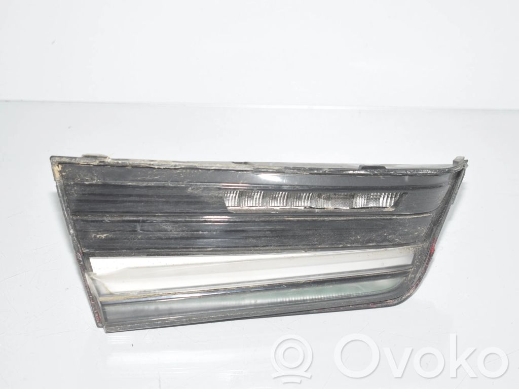 Lampy tylnej klapy bagażnika   5A3BC57,63215A3BC57