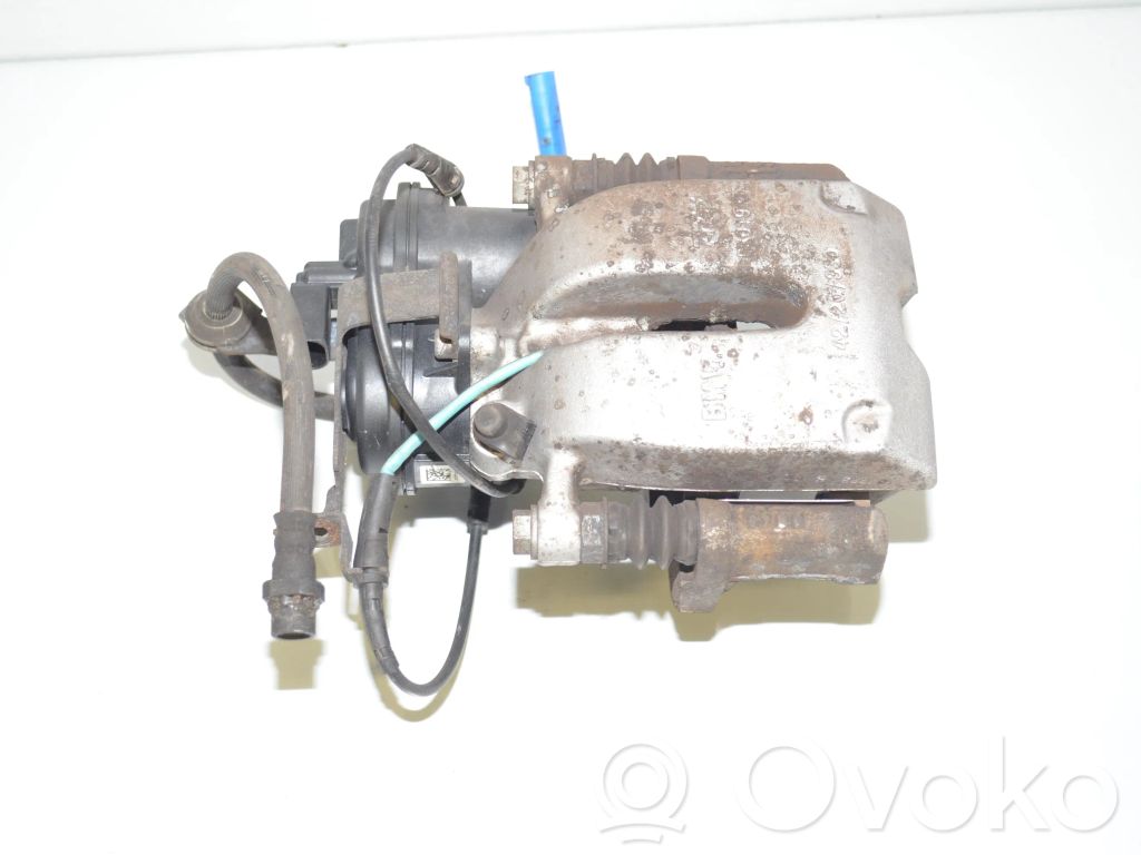 BMW 5 G30 G31 G38 Etrier frână spate 