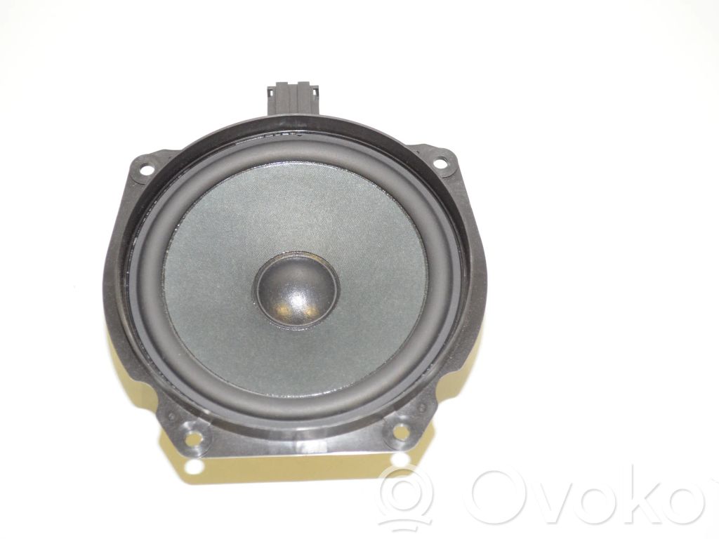 BMW i3 Subwoofer speaker 