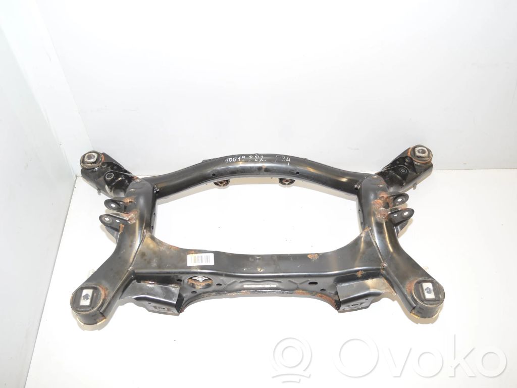 BMW 3 GT F34 Galinis traversas 