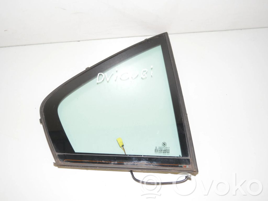 Rear vent window glass