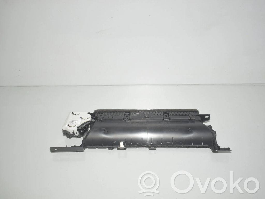 Tesla Model 3 Lango oro grotelės 