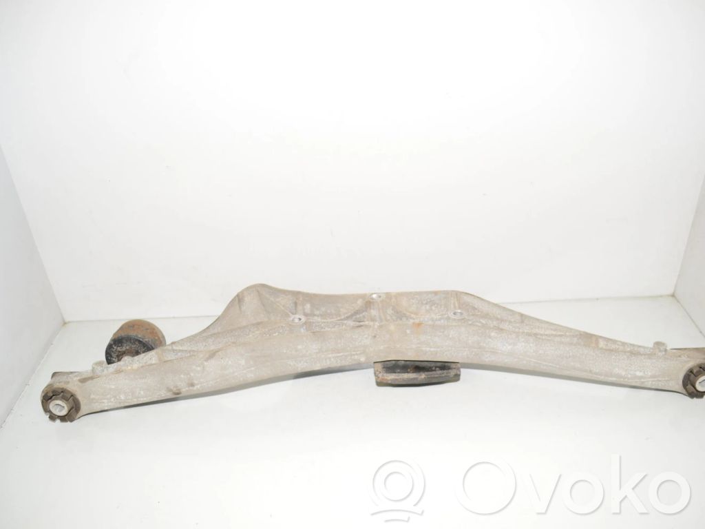 BMW 2 F46 Rear differential/diff mount bracket 