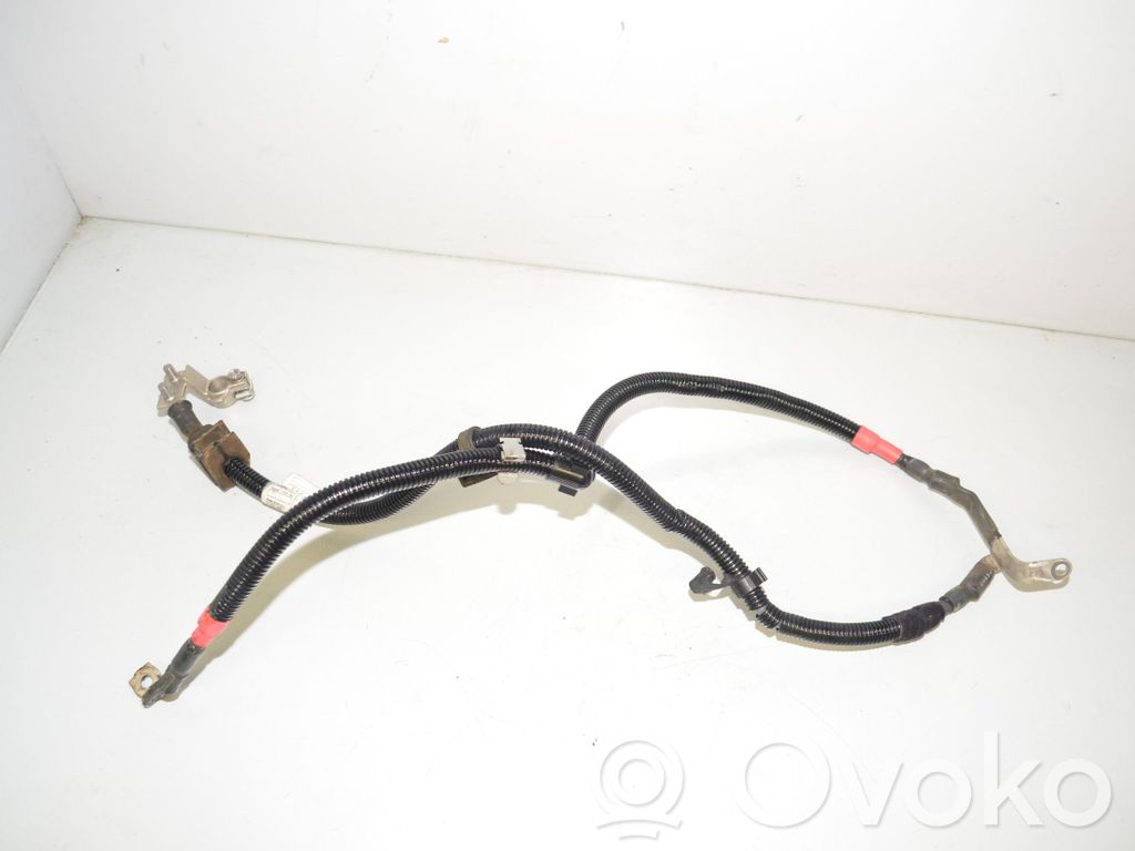 BMW 2 F45 Plus / Klema / Przewód akumulatora 
