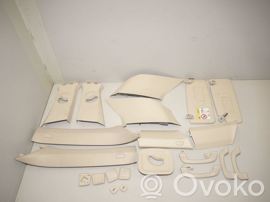 BMW X1 U11 Otras molduras del borde/pilar 