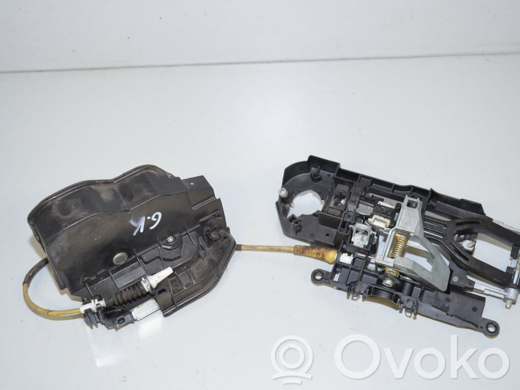 BMW 7 F01 F02 F03 F04 Galinių durų spyna 
