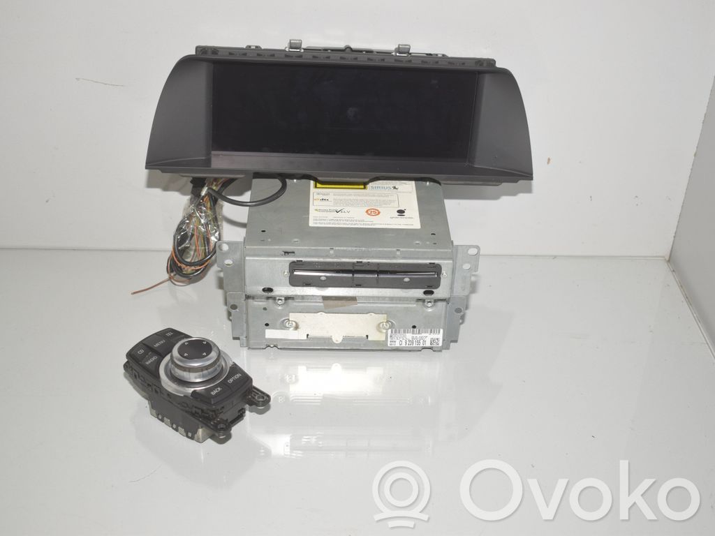BMW 5 F10 F11 Panel / Radioodtwarzacz CD/DVD/GPS 