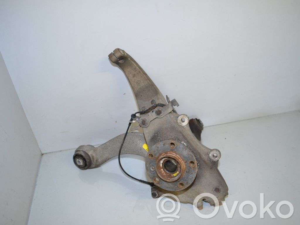 BMW 5 F10 F11 Piasta koła przedniego 