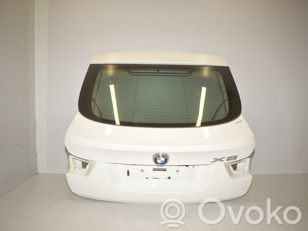 Tailgate/trunk/boot lid