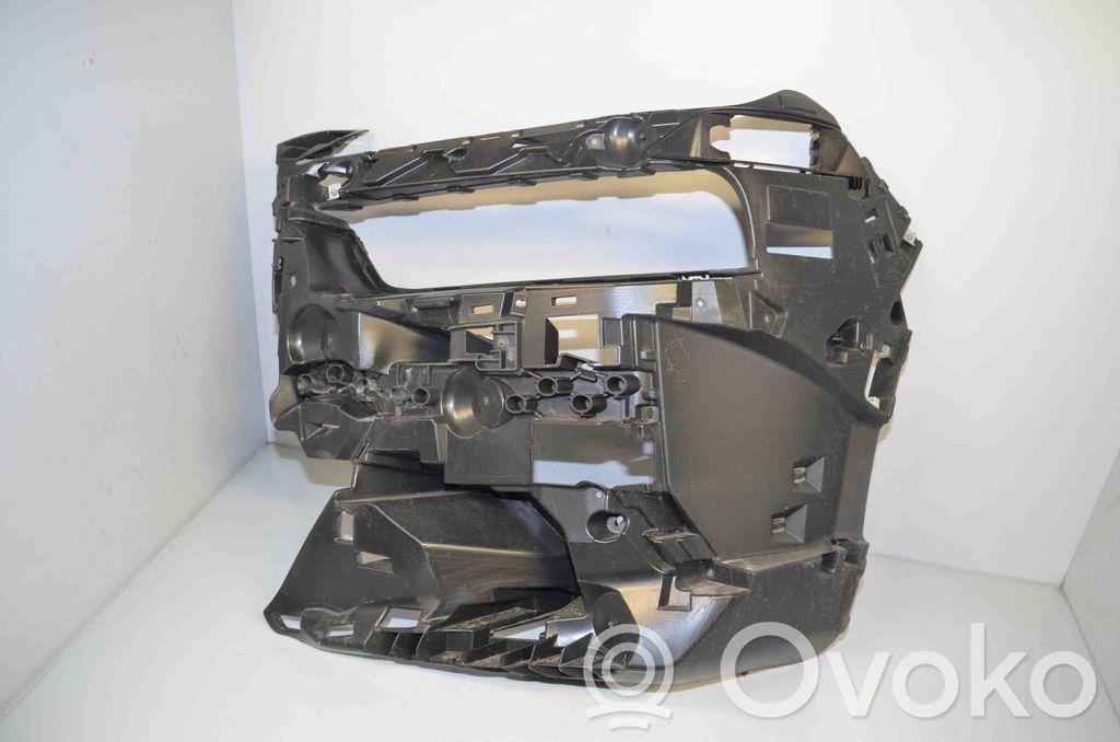BMW 7 G70 Front bumper mounting bracket 