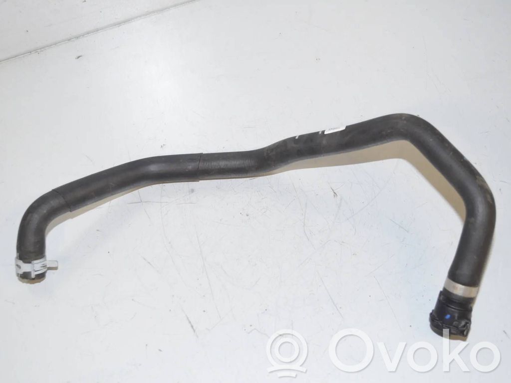 BMW i4 Engine coolant pipe/hose 