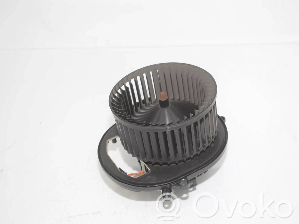 BMW 3 F30 F35 F31 Wentylator nawiewu / Dmuchawa 