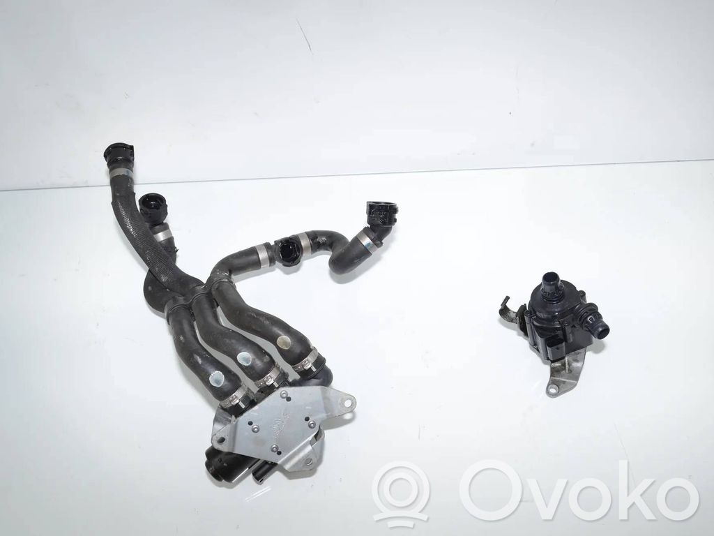 BMW 5 F10 F11 Pompa cyrkulacji / obiegu wody 