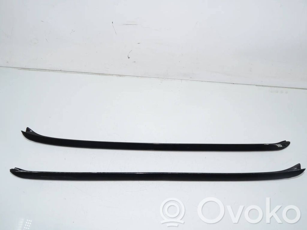 BMW X5 E70 Windshield trim 