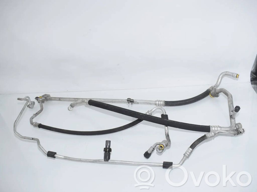 BMW 5 GT F07 Ilmastointilaitteen putki (A/C) 