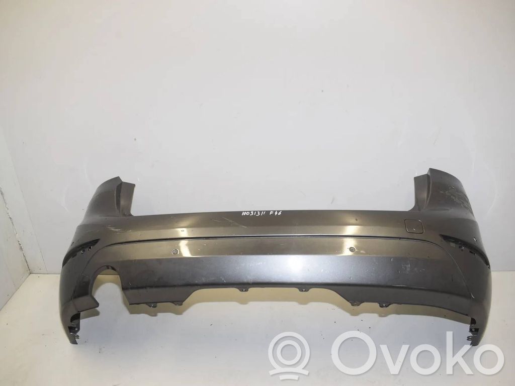 BMW 2 F46 Parachoques 