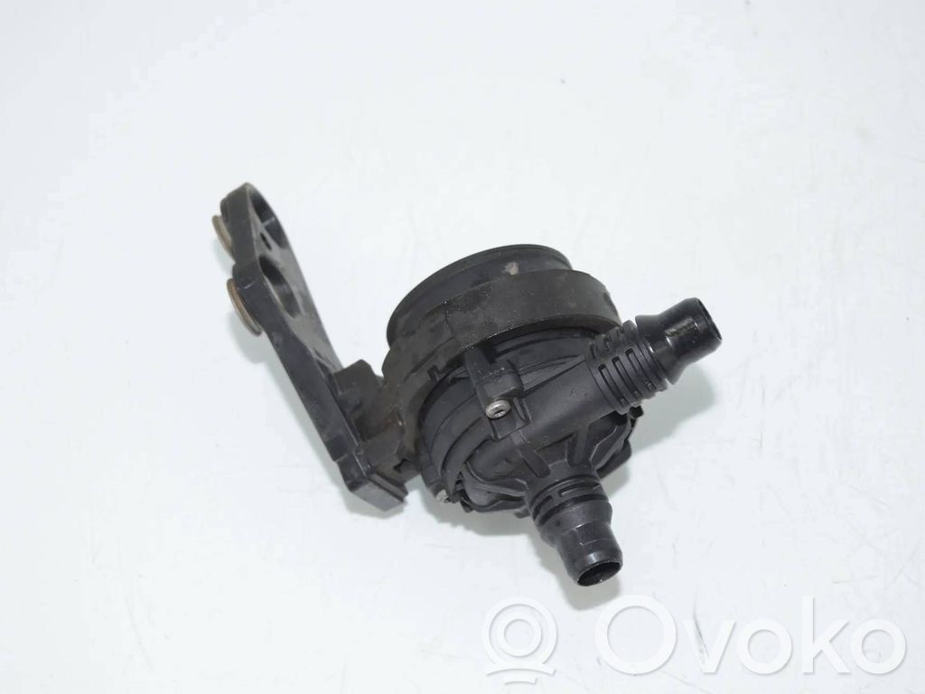 BMW 3 G20 G21 Pompe à eau de liquide de refroidissement 