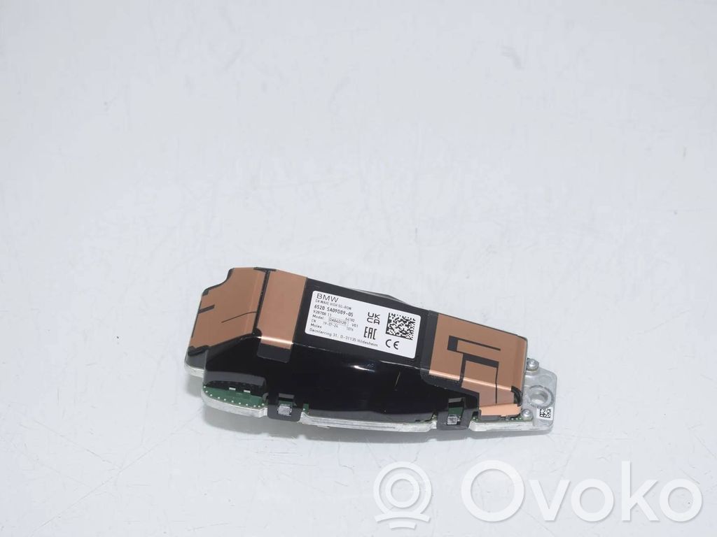 GPS-pystyantenni   5A09D89,65205A09D89