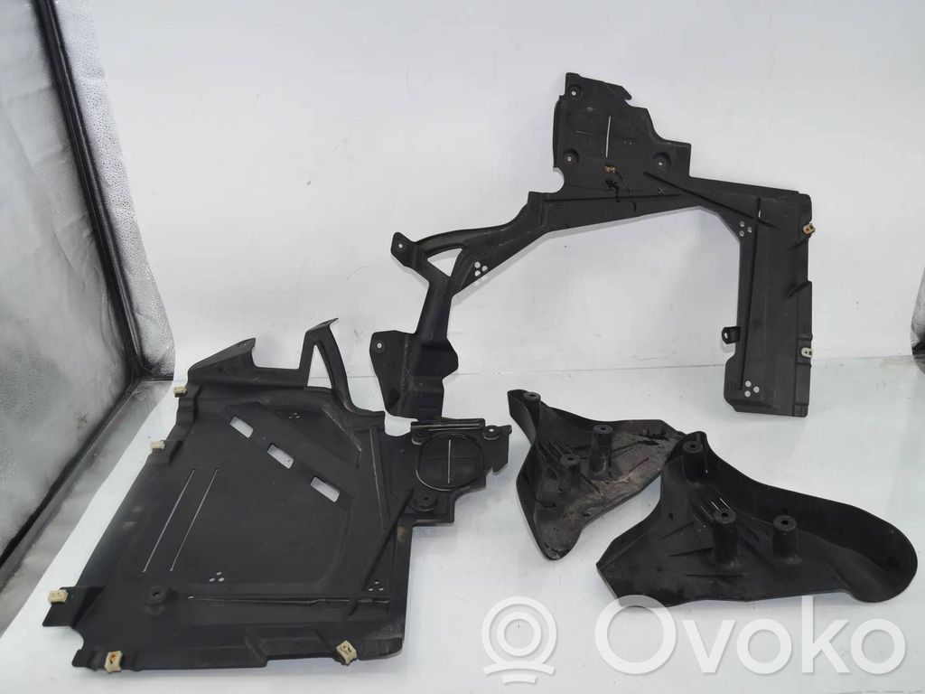 BMW X1 F48 F49 Copertura/vassoio sottoscocca posteriore