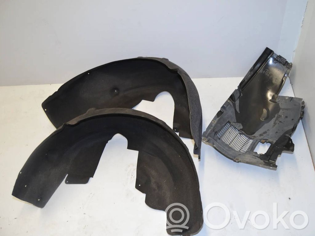 BMW 7 F01 F02 F03 F04 Etupyörän sisälokasuojat 