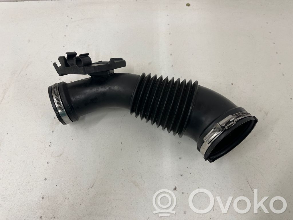 Audi Q5 SQ5 8R Air intake duct part 