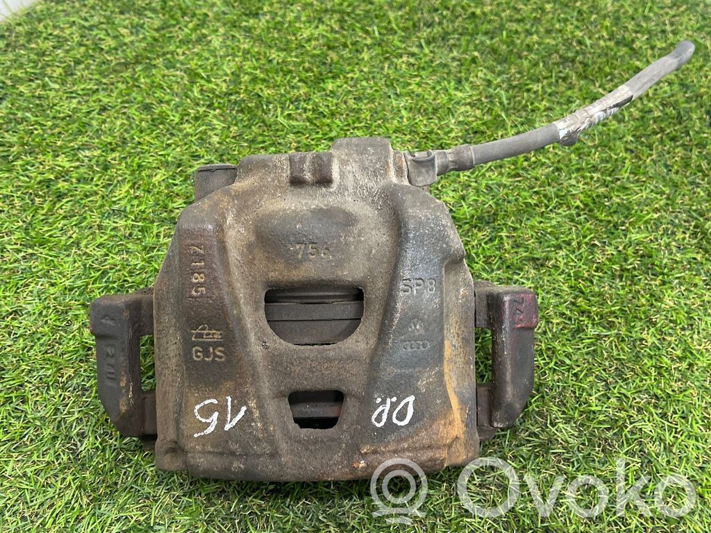 Audi A4 S4 B8 8K Galinis suportas 