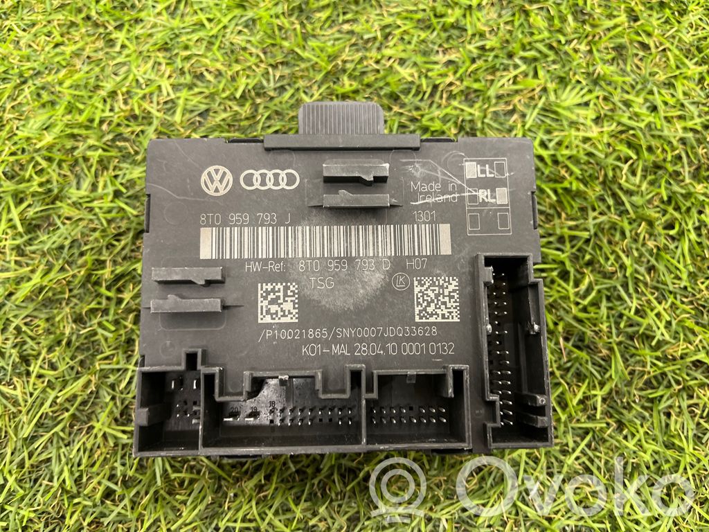 Audi A5 8T 8F Door control unit/module 